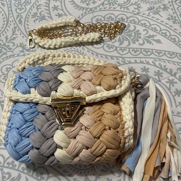 Crochet bag - Picture 1 of 3